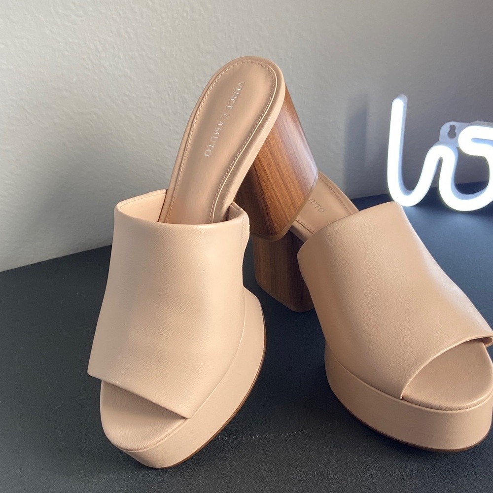 Vince Camuto Women's Cream Platform Mules
